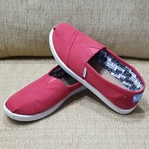 *FINAL PRICE ❤Youth Red Alpargata Toms